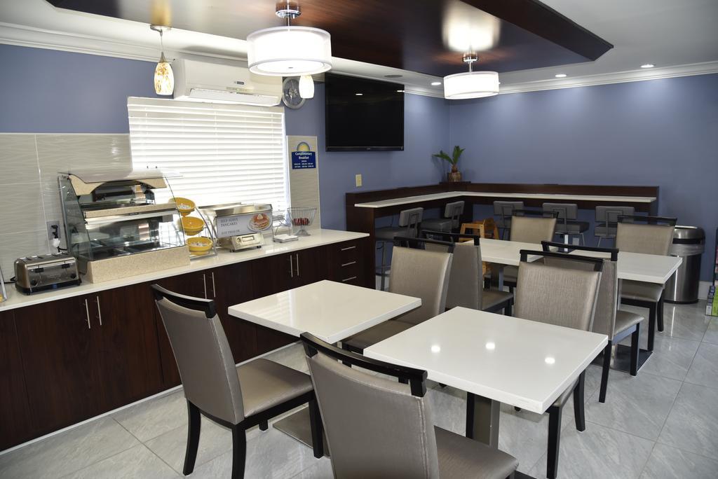 Days Inn By Wyndham Goose Creek North Charleston Esterno foto