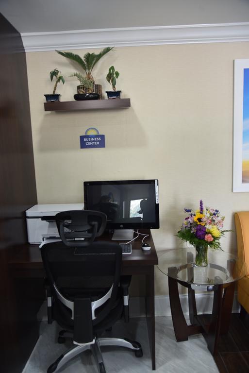 Days Inn By Wyndham Goose Creek North Charleston Esterno foto